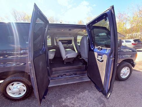 Used 2007 Ford E-350 and Econoline 350 XL RWD image 41