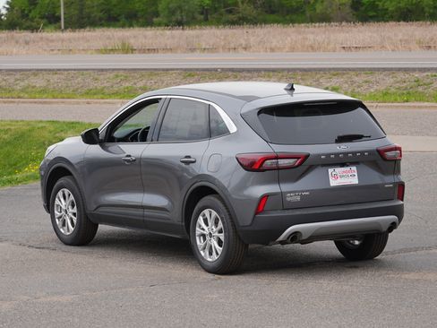 Used 2024 Ford Escape Active AWD/4WD image 6