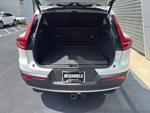 Used 2021 Volvo XC40 T5 Inscription w/ Advanced Package AWD/4WD image 11