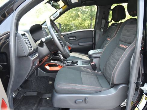 Used 2022 Nissan Frontier PRO-4X AWD/4WD image 14