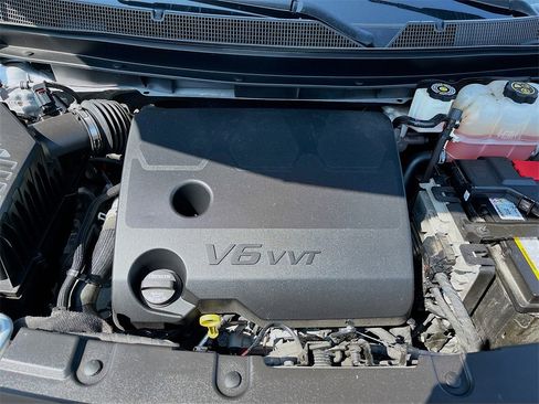 Used 2022 Chevrolet Traverse Premier w/ Redline Edition image 33