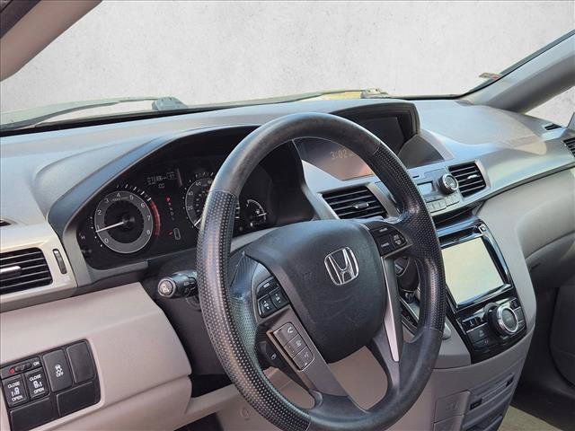 Used 2016 Honda Odyssey SE image 7