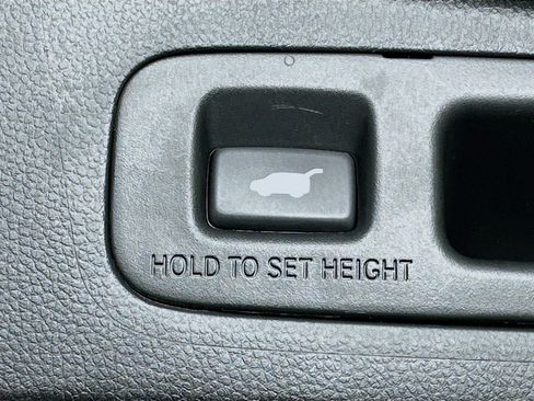 Used 2025 Honda CR-V EX-L image 30