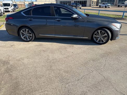 Used 2018 Genesis G80 3.8 w/ Option Group 03 image 17