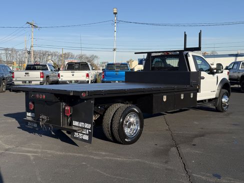 Used 2020 Ford F550 2WD Regular Cab Super Duty image 3
