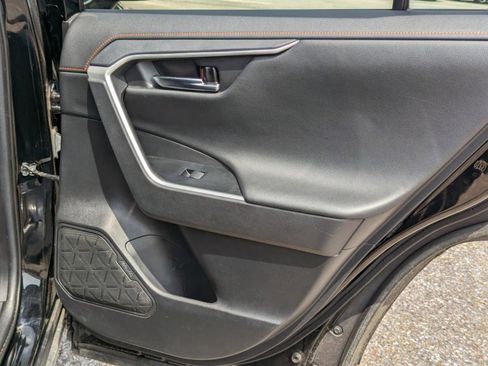 Used 2021 Toyota RAV4 Adventure image 37