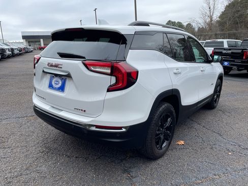 Used 2024 GMC Terrain AT4 image 5