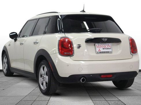 Used 2021 MINI Cooper 4-Door Hardtop w/ Storage Package image 5