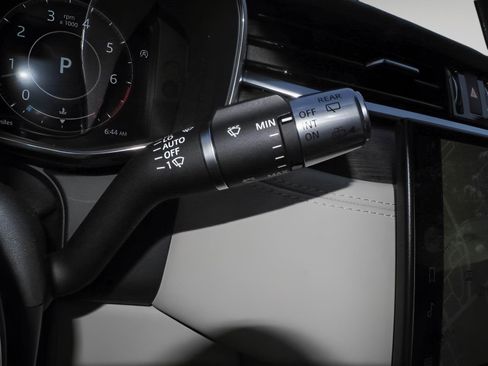 Used 2021 Jaguar F-PACE S AWD/4WD image 32