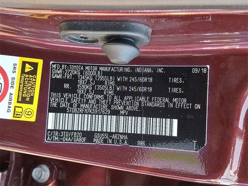 Used 2019 Toyota Highlander AWD V6 image 27