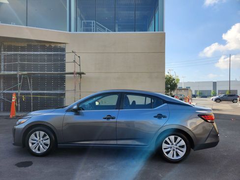 Used 2024 Nissan Sentra S FWD image 27