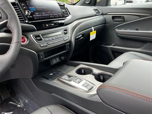 New 2025 Honda Ridgeline TrailSport image 11