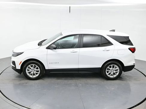 Used 2023 Chevrolet Equinox LS w/ LS Convenience Package image 35