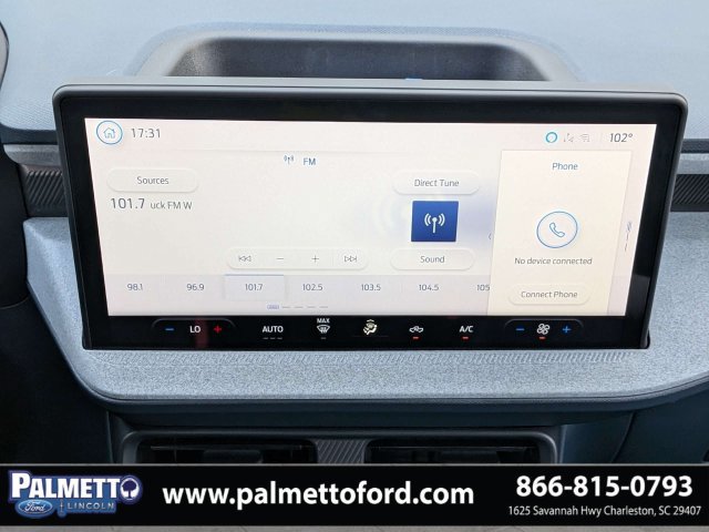 Certified 2025 Ford Maverick XLT w/ Equipment Group 302A AWD/4WD image 18