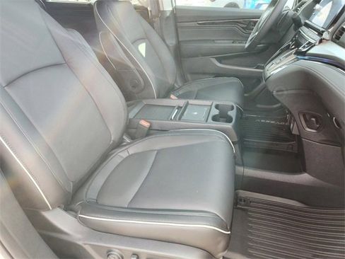 New 2026 Honda Odyssey Touring image 23
