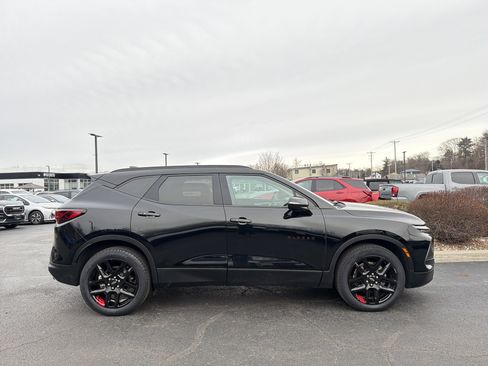 Used 2023 Chevrolet Blazer LT image 4