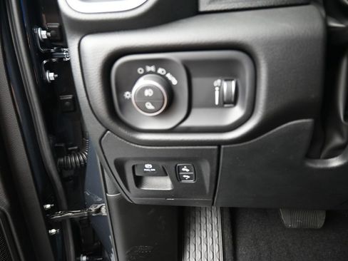 Used 2025 RAM 1500 Big Horn image 26