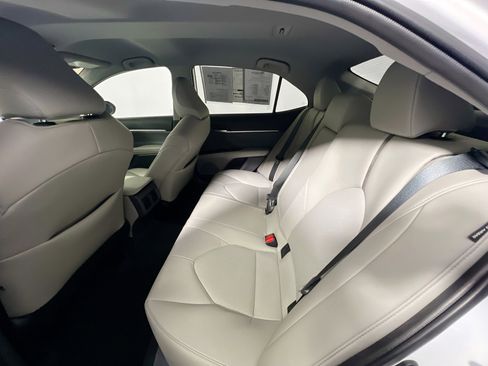 Used 2023 Toyota Camry XLE image 29