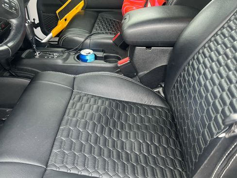 Used 2012 Jeep Wrangler Unlimited Sport image 15