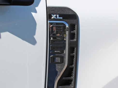 Used 2024 Ford F250 XL image 36