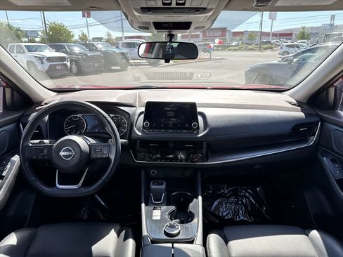 Used 2023 Nissan Rogue SV w/ SV Premium Package AWD/4WD image 15