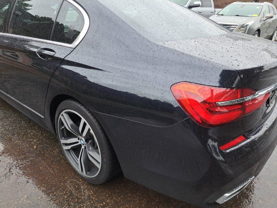 Used 2016 BMW 750i RWD image 20