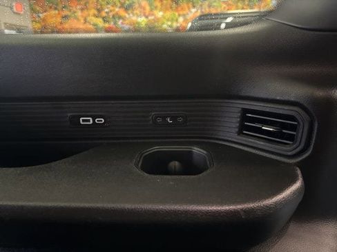 Used 2024 Jeep Wagoneer Series III AWD/4WD image 40