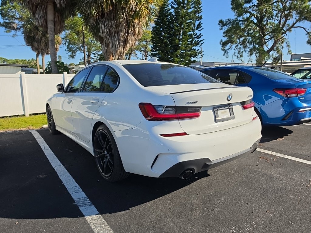 Used 2022 BMW 330i xDrive Sedan w/ M Sport Package AWD/4WD image 13