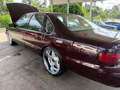 Used 1996 Chevrolet Impala SS RWD image 6