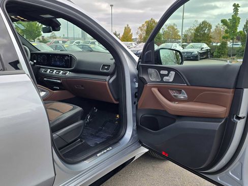 Used 2024 Mercedes-Benz GLE 63 AMG S image 10