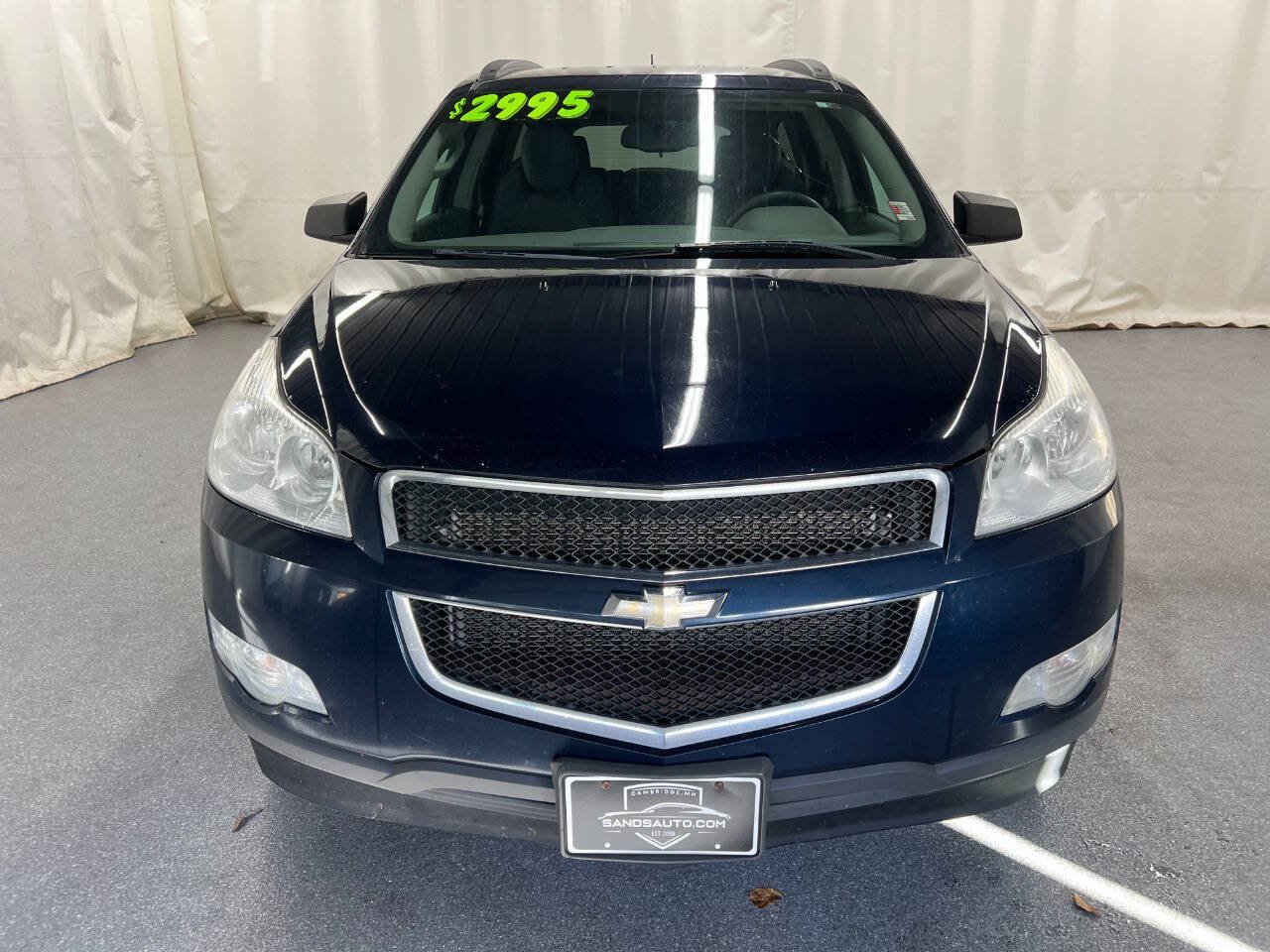 Used 2012 Chevrolet Traverse LS FWD image 2