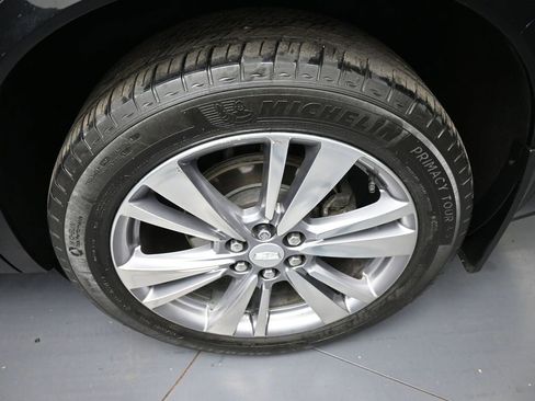 Used 2024 Cadillac XT6 Premium Luxury image 15