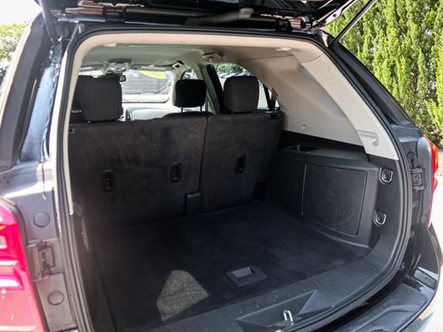 Used 2017 Chevrolet Equinox LS FWD image 30