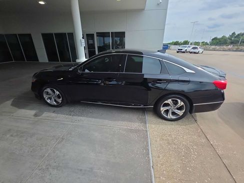 Used 2020 Honda Accord EX-L image 11