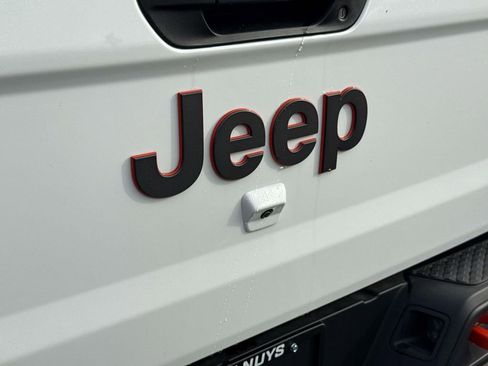 New 2026 Jeep Gladiator Mojave w/ Safety Group image 6