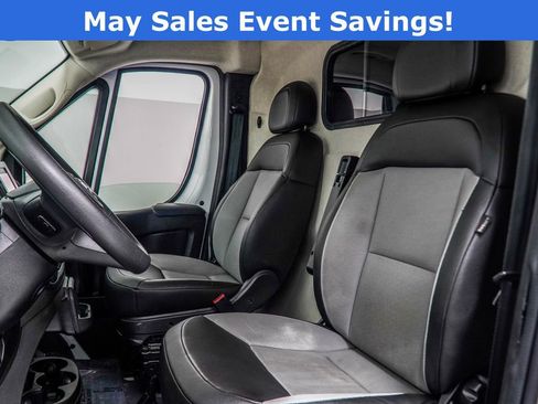 Used 2024 RAM ProMaster 2500 w/ Convenience Group FWD image 28
