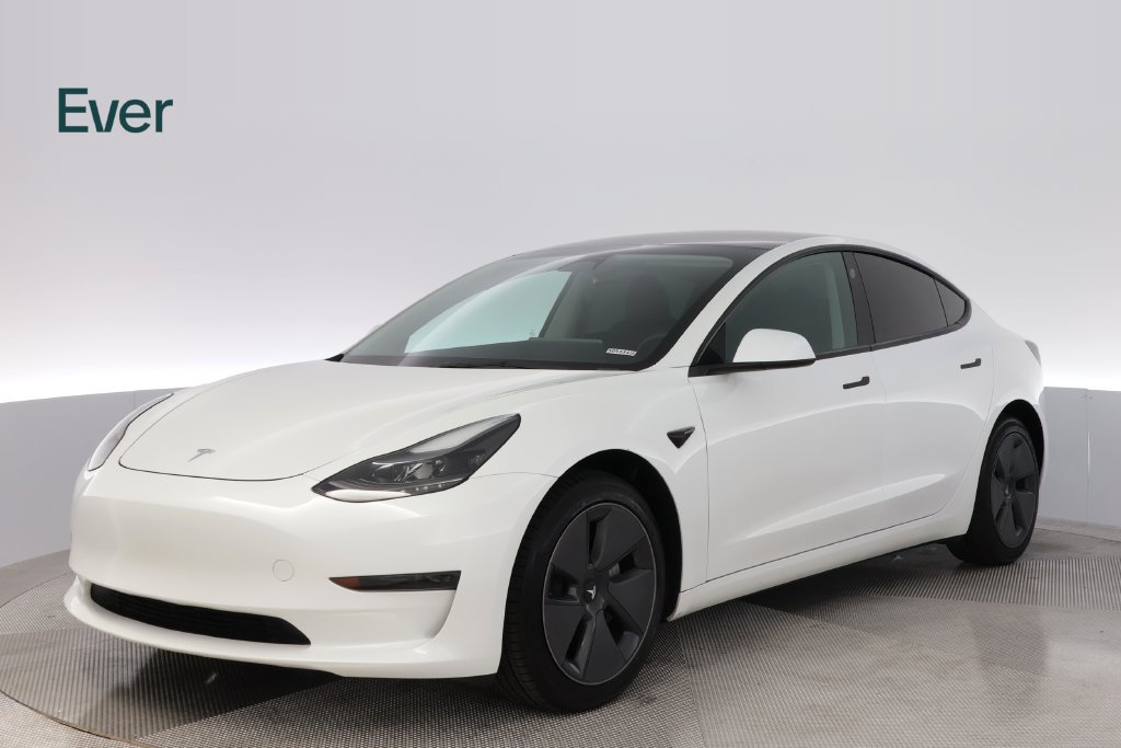 Used 2023 Tesla Model 3 Standard Range RWD image 2