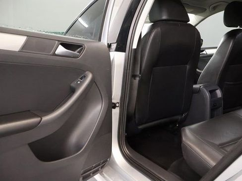 Used 2015 Volkswagen Jetta SE image 20