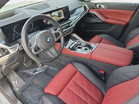 Used 2025 BMW X6 xDrive40i image 16