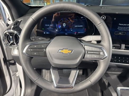 New 2026 Chevrolet Equinox LT image 18