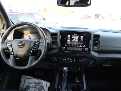 Certified 2022 Nissan Frontier PRO-4X w/ Pro-4X Premium Package image 15