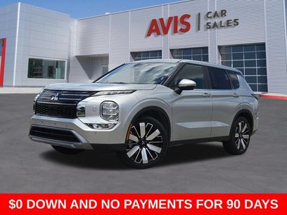 Used 2025 Mitsubishi Outlander SE