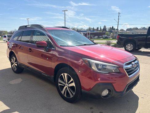 Used 2019 Subaru Outback 2.5i Limited AWD/4WD image 7