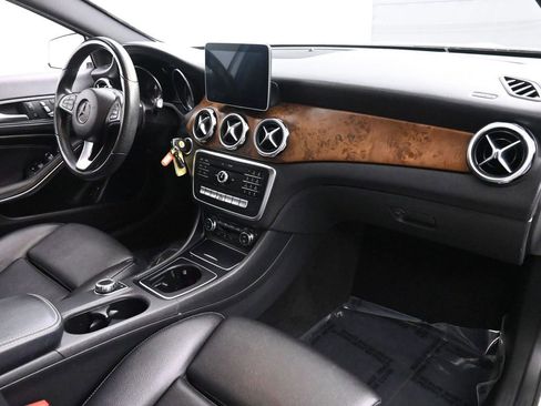 Used 2019 Mercedes-Benz GLA 250 image 21