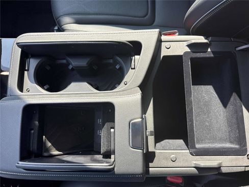 Certified 2025 INFINITI QX80 Sensory image 24