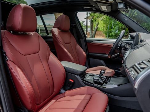 Used 2024 BMW X3 M40i w/ Premium Package image 21