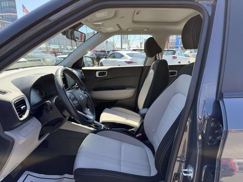 Certified 2023 Hyundai Venue SEL w/ Cargo Package FWD image 19
