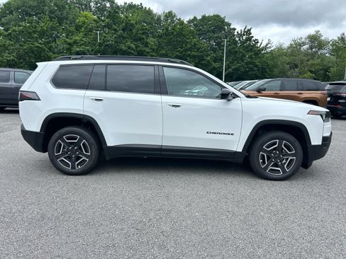 New 2026 Jeep Cherokee Limited AWD/4WD image 3