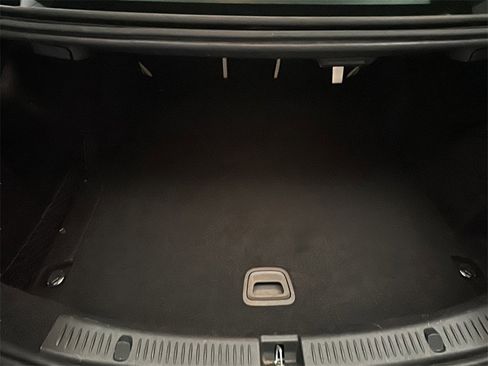 Used 2017 Mercedes-Benz E 300 4MATIC image 20