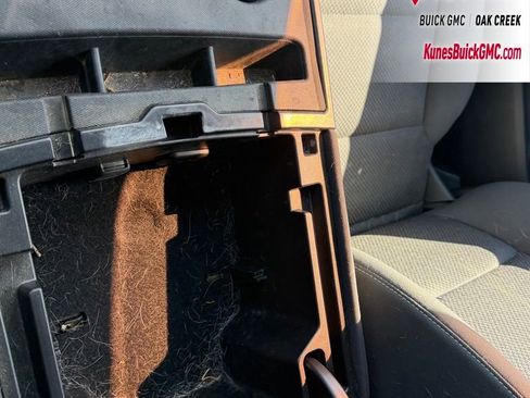 Used 2017 Chevrolet Silverado 1500 LT w/ Midnight Edition image 21